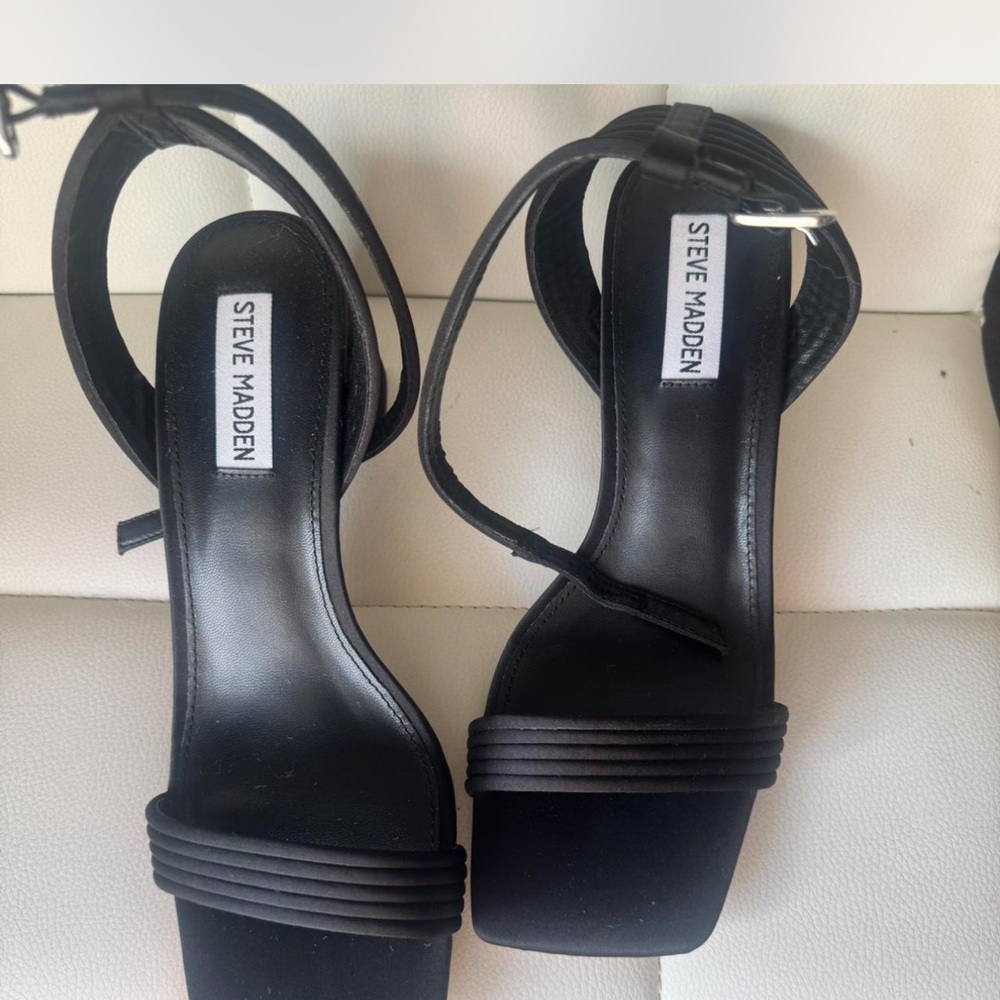 Steve Madden Black Women's Sandals